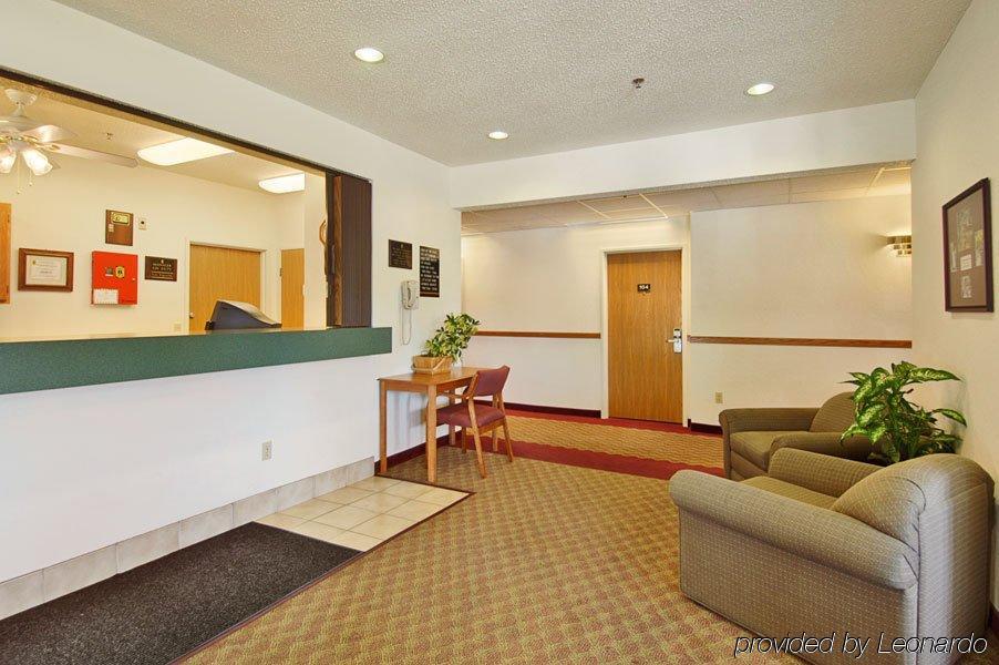 Wamego Inn And Suites ภายใน รูปภาพ
